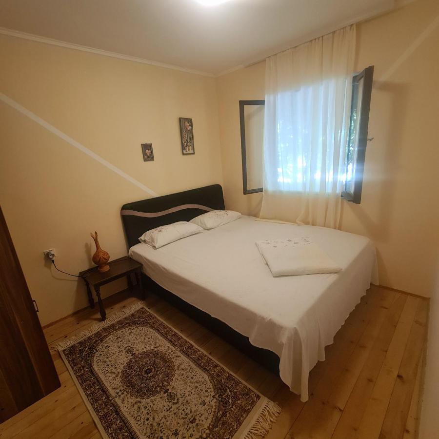 Ivan'S Holiday Home เวียร์ปาซาร์ ภายนอก รูปภาพ