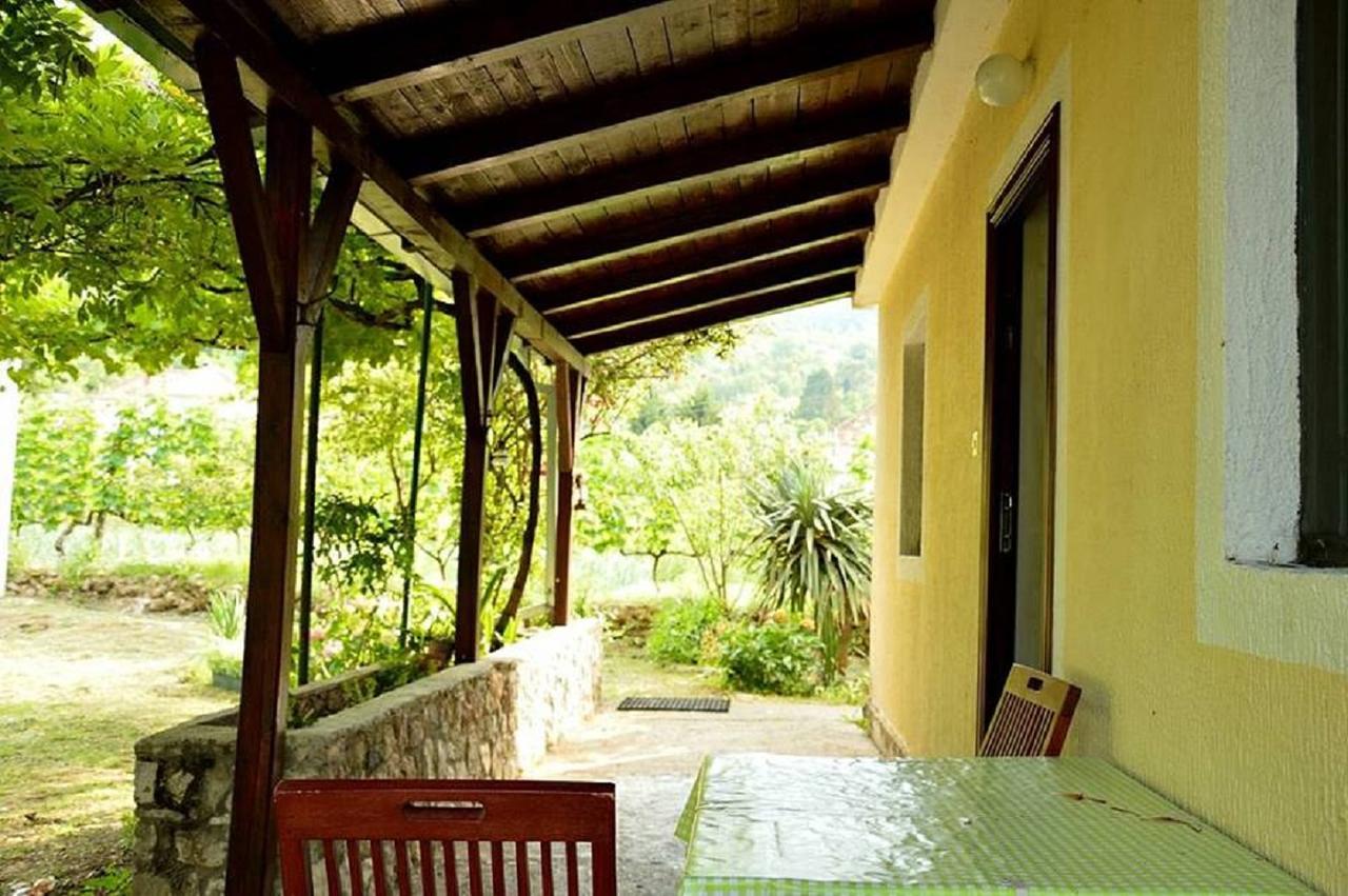 Ivan'S Holiday Home เวียร์ปาซาร์ ภายนอก รูปภาพ
